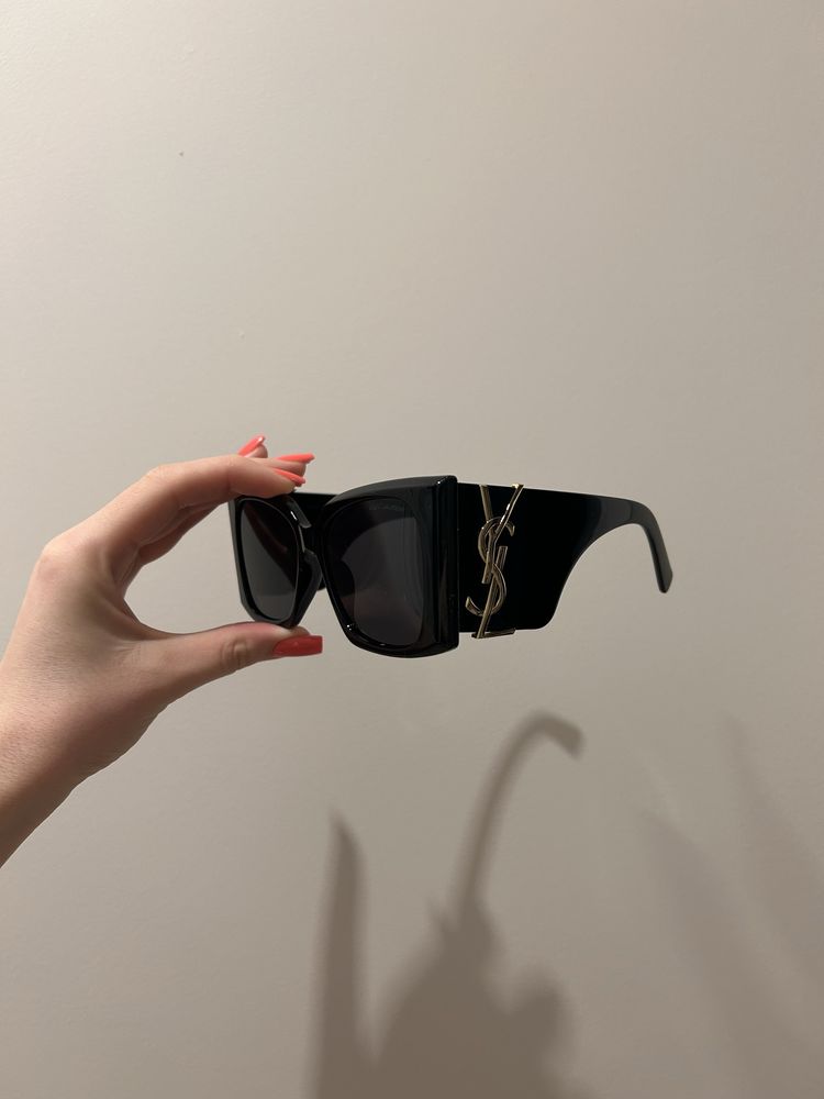 Nowe okulary przeciwsłoneczne damskie masywne blaze ysl