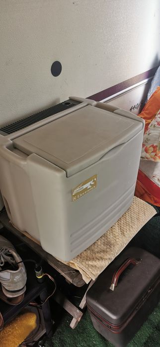 Lodówka electrolux absorpcyjna na 12v i230