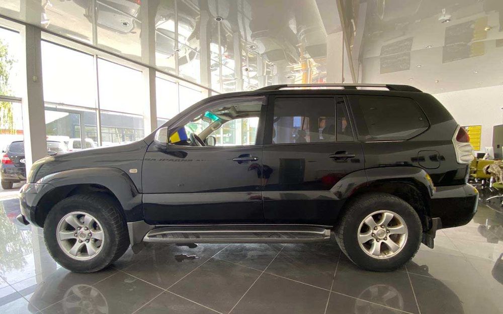 Toyota Land Cruiser Prado 120 2006