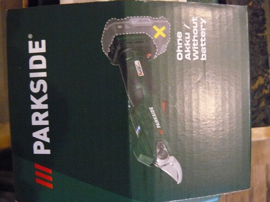 Sekator do cięcia gałęzi 20 V na akumulator Firmowy zamiana sprzedaż