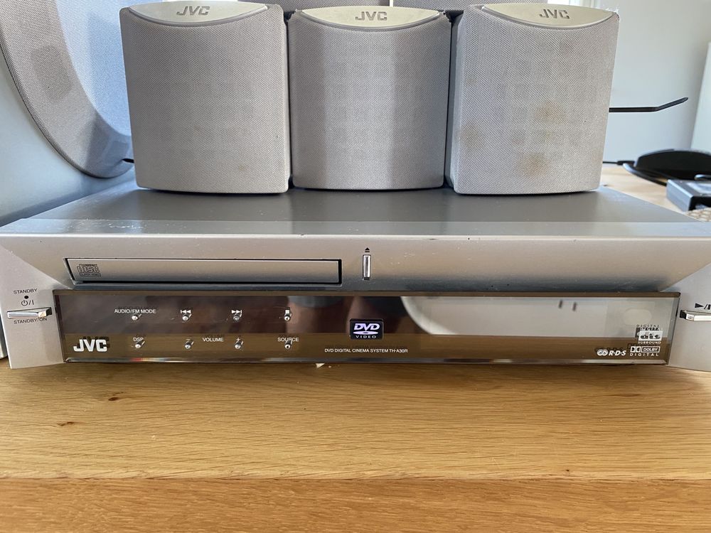 Kino domowe JVC dvd, subwoofer + glośniki 5szt