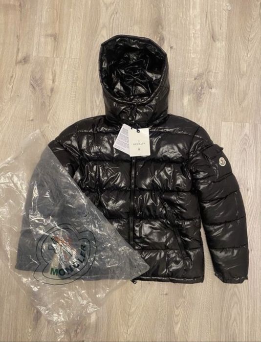 Пуховик moncler