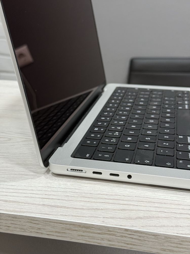MacBook 14’ М1 Pro 16/1tb Silver