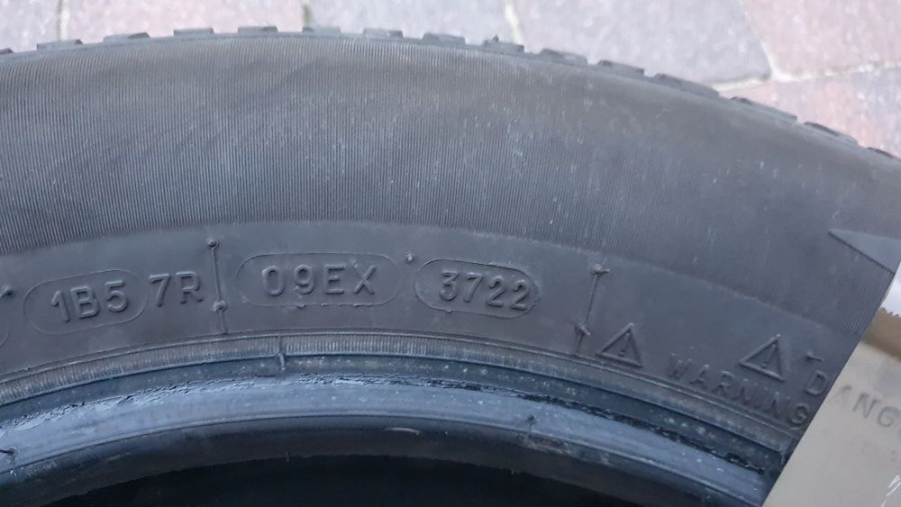 Opony zimowe BFGoodrich g-Force Winter 205/60R16 96H - 2 szt