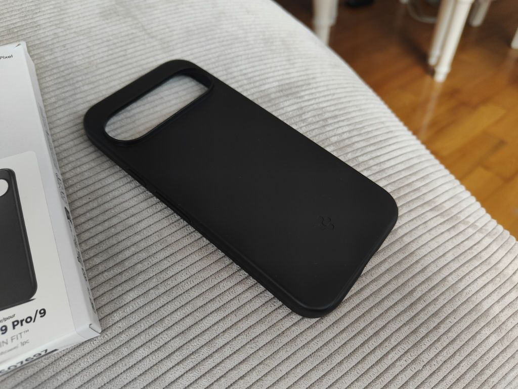 Google pixel 9 pixel 9 pro etui case spigen thin fit