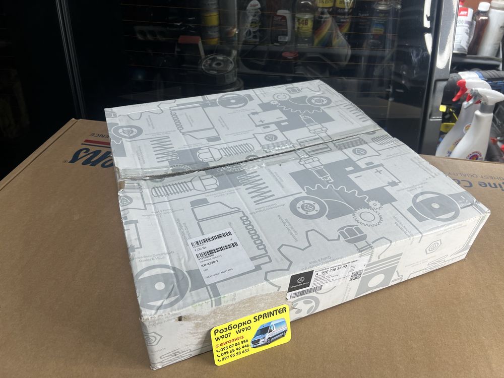замок розсувної двері mercedes sprinter w907-910 2018-2025