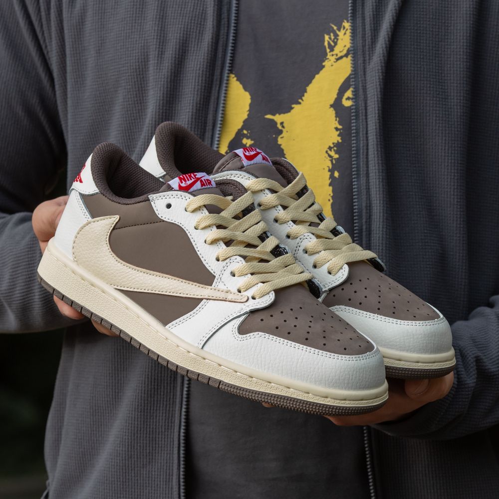 Кросівки Nike Air Jordan Retro 1 Low x Travis Scott OG “Revers Mocha”