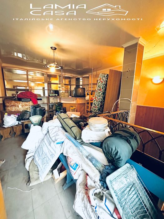 Продаж двох будинків в Годилові. 5 хв від Героів Майдану