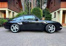 Porsche 911 Carrera 4 (993)