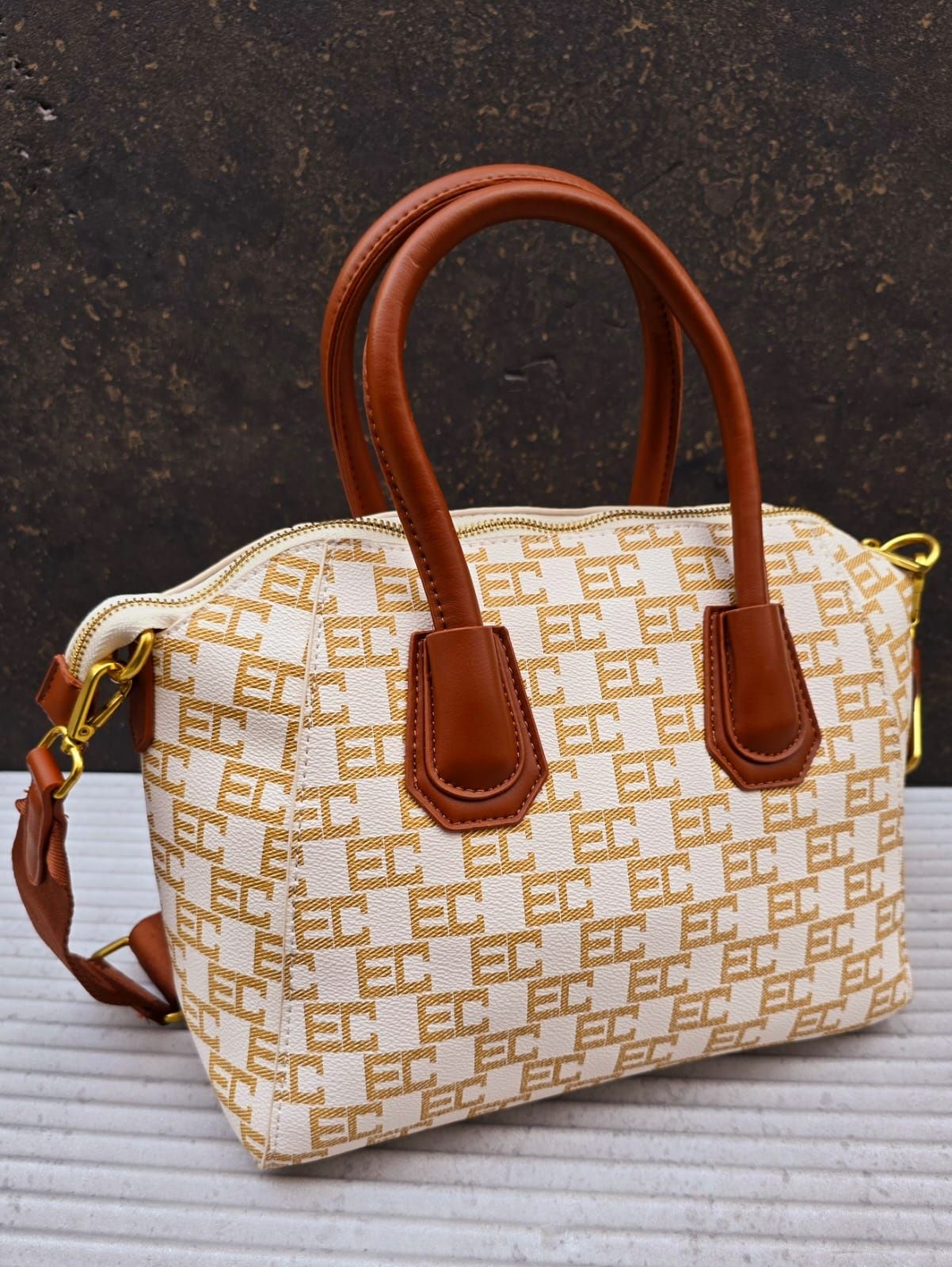 Nowa modna pojemna torba damska torebka marki Enrico Coveri