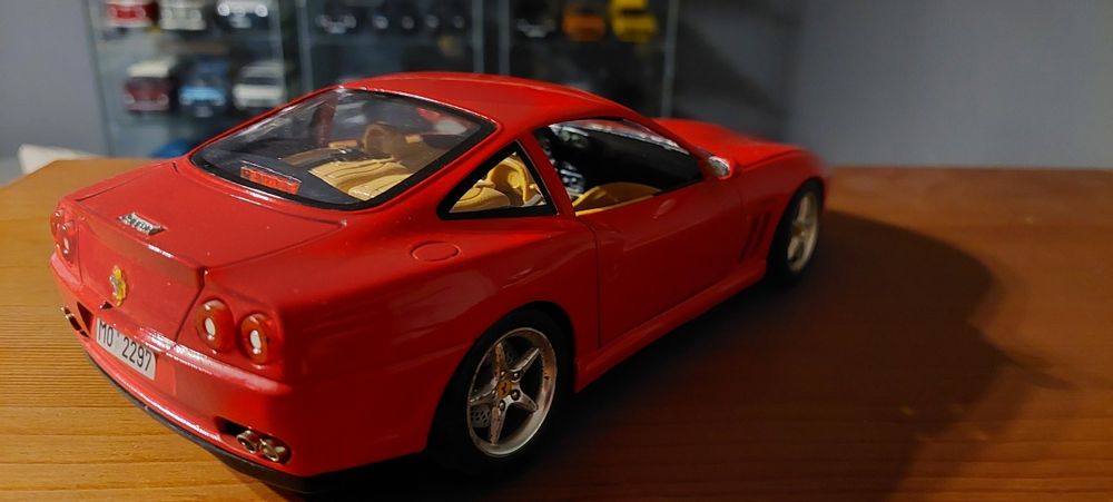 Model 1:18 Ferrari 550 Maranello Bburago