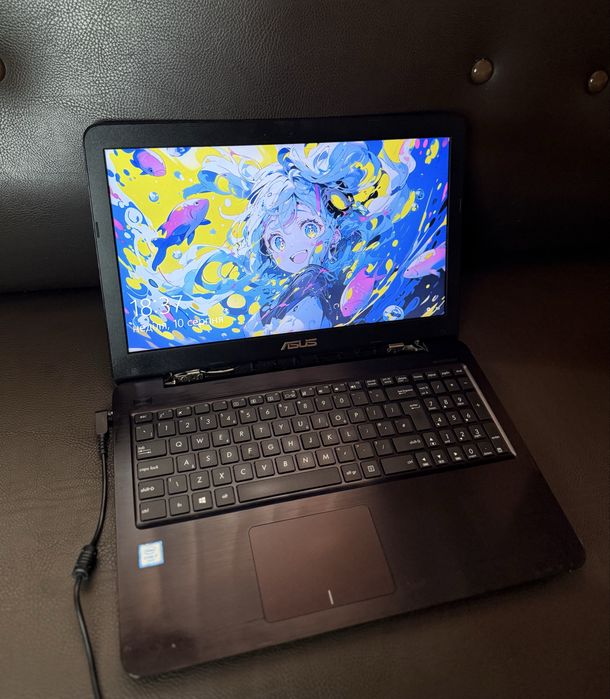 Ігровий Ноутбук бу Asus  / intel i5 gen 7 / SSD / 4GB ОЗУ