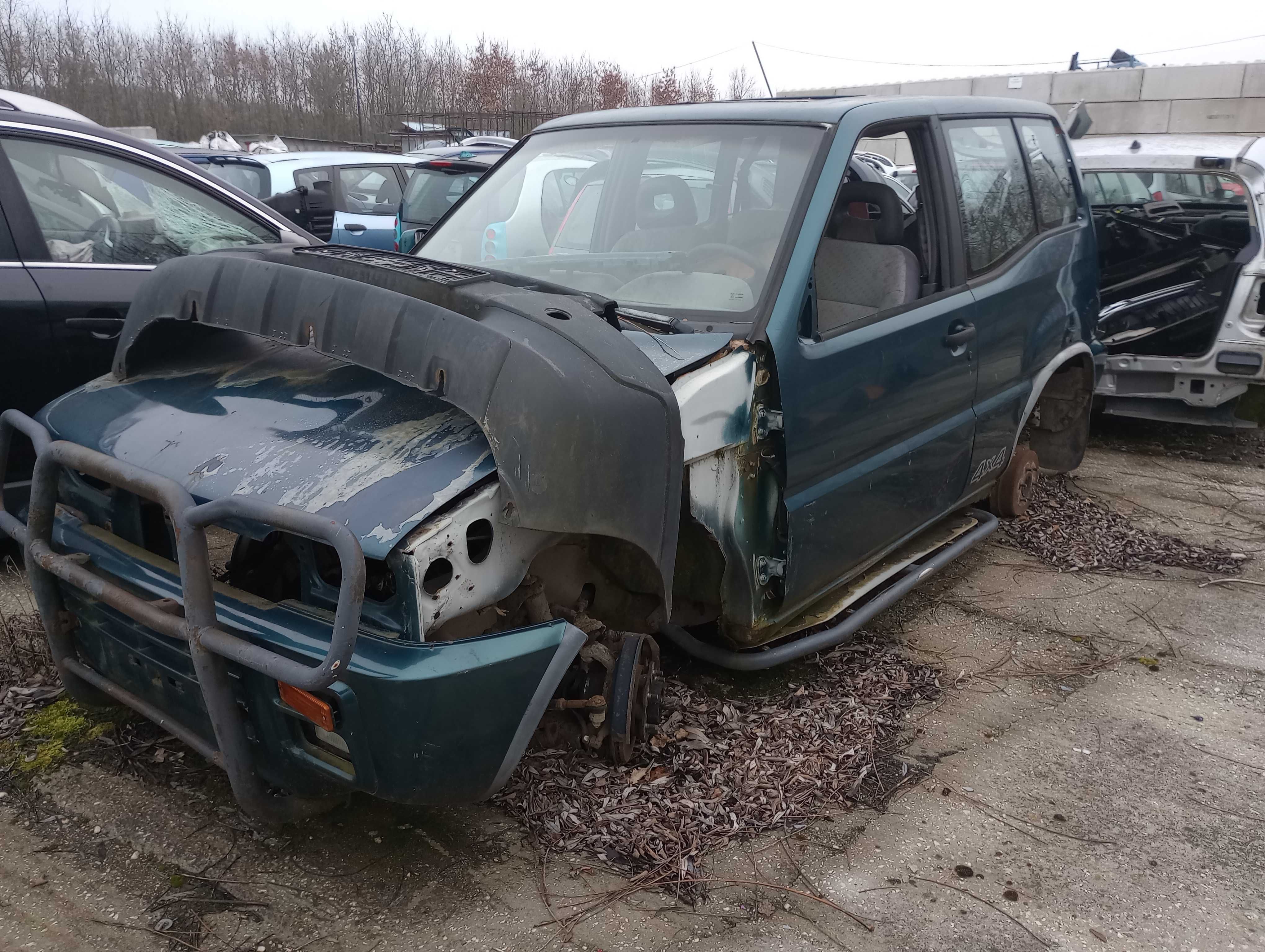 Nissan Terrano na części