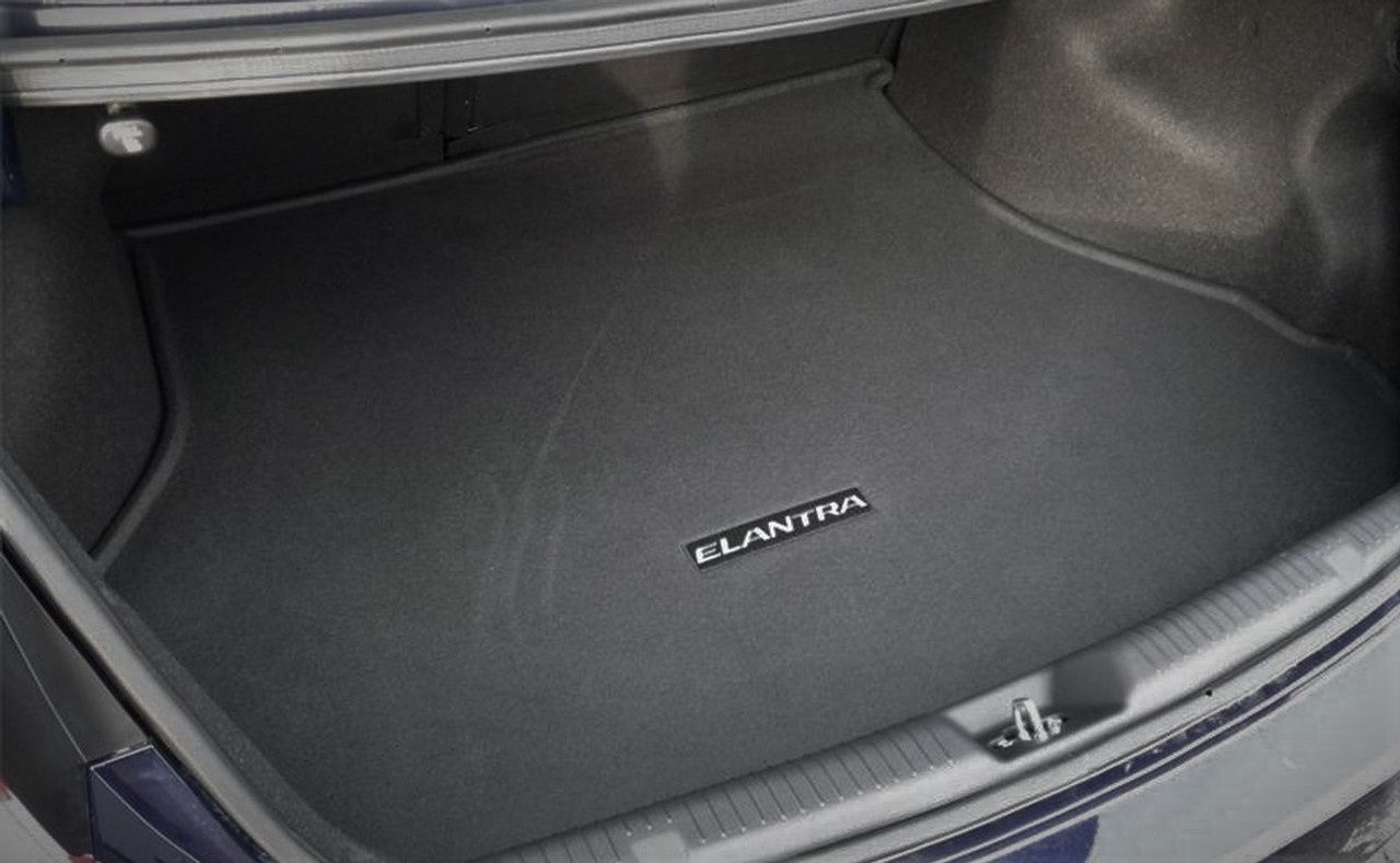 Продам б.у коврик Hyundai Elantra 2011-2015