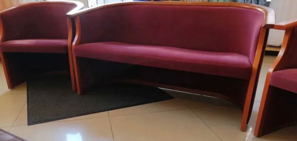 Sofa i dwa fotele. Komplet. Za grosze
