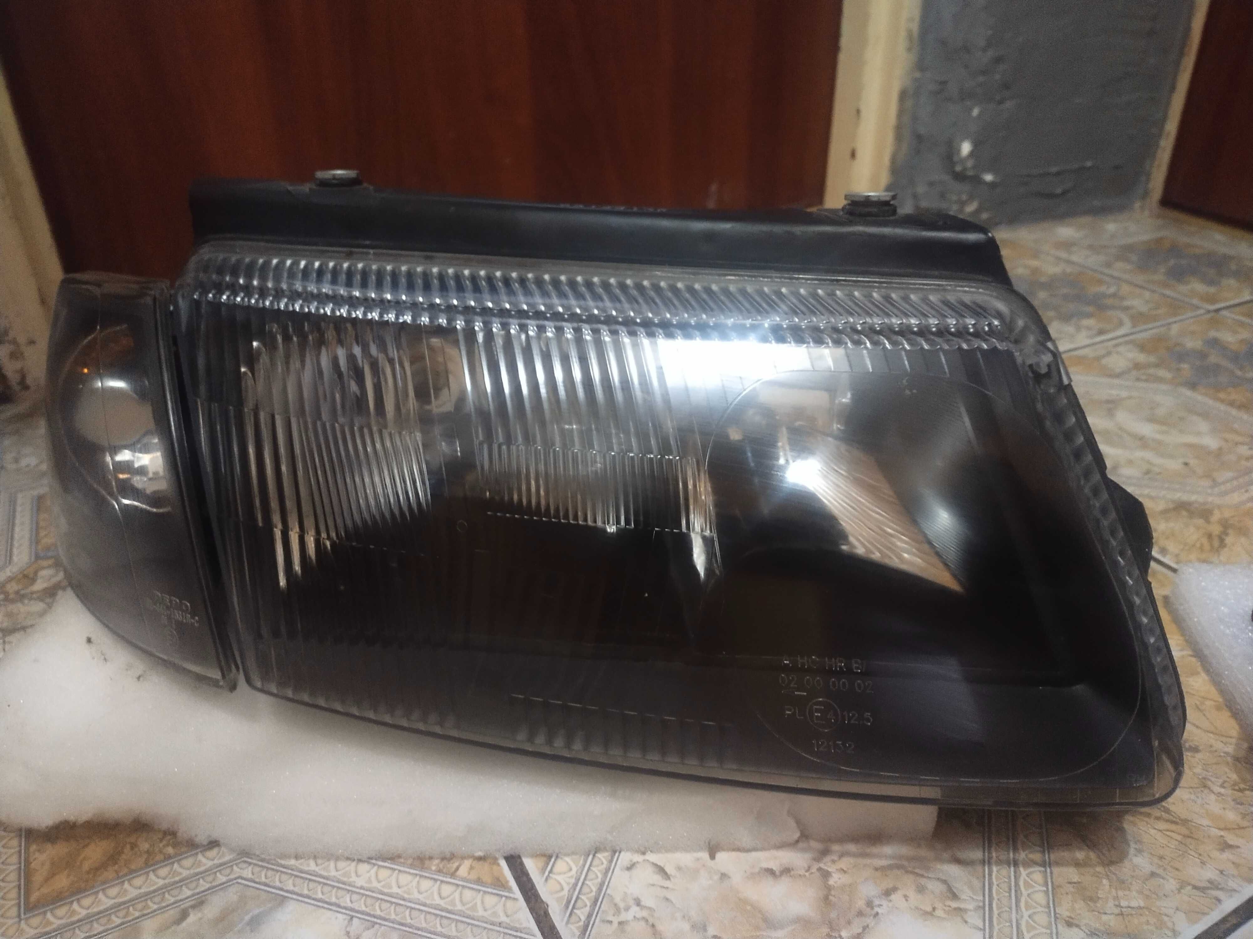 Lampy przód passat B5 przed lift