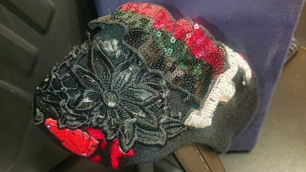 Берет жіночій із ручним дизайном, Італія