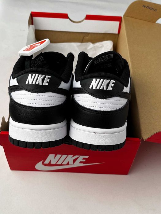 NoweczarnobiałecałorocznetrampkiNikeEU.40