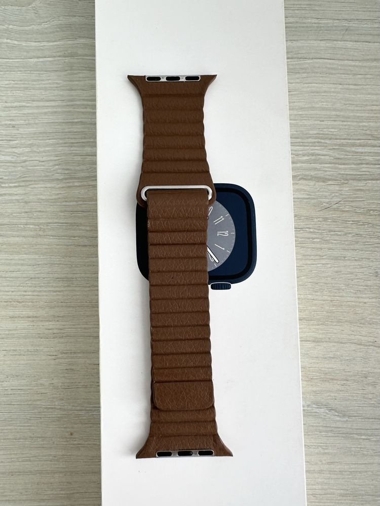 Ремінець на apple watch