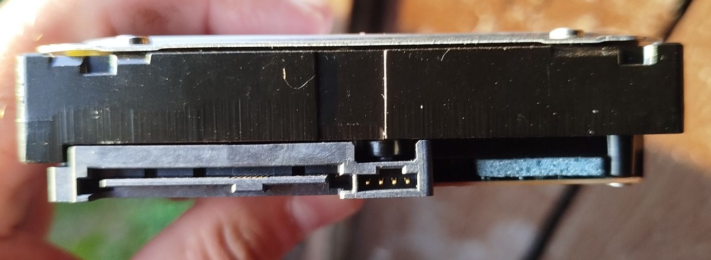 Жорсткий диск 1 TB