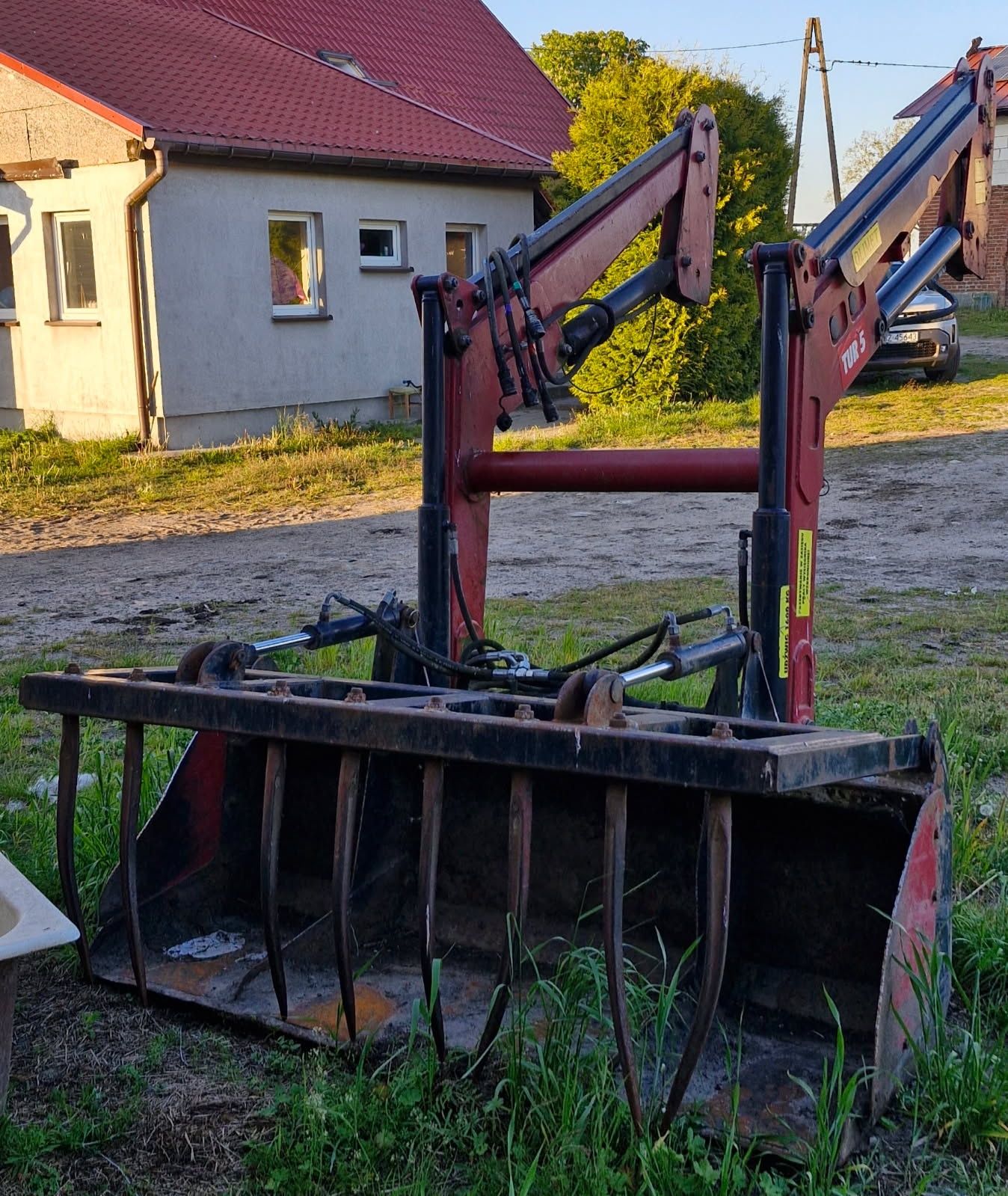 MTZ Belarus 952.2 ciągnik z turem