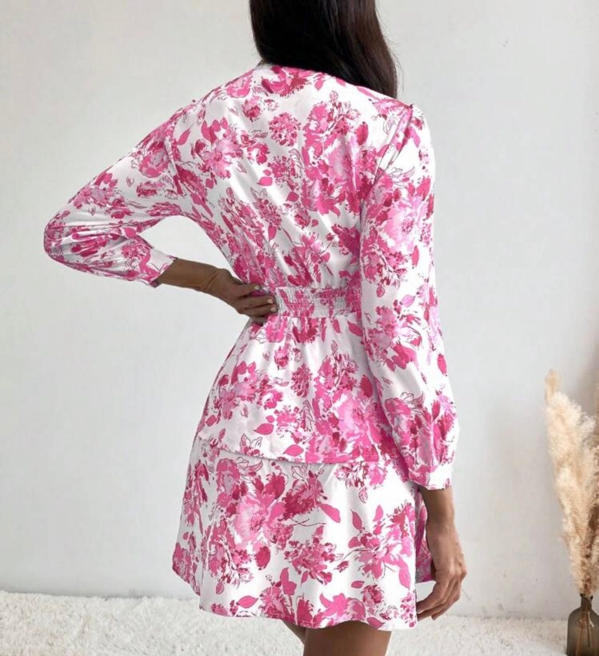 Vestido Rosa e Branco
