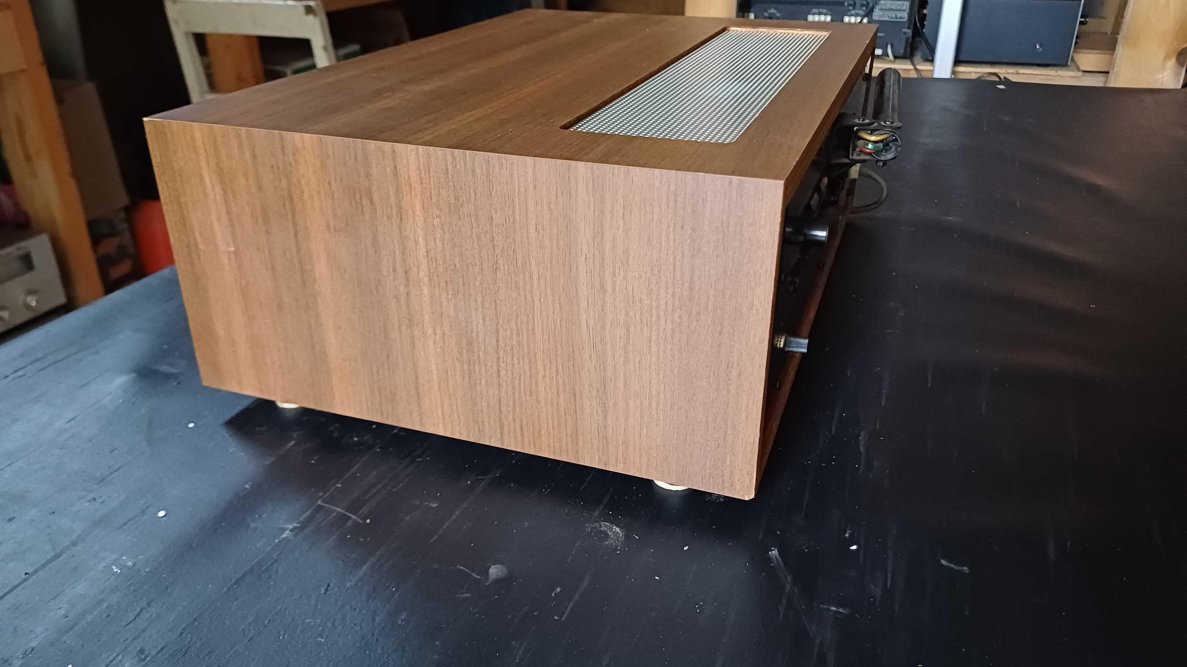 Wzmacniacz audio tuner FM YAMAHA CR-400