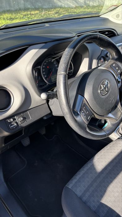 Toyota Yaris 2015