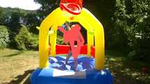 Zabawka dmuchany domek trampolina zamek