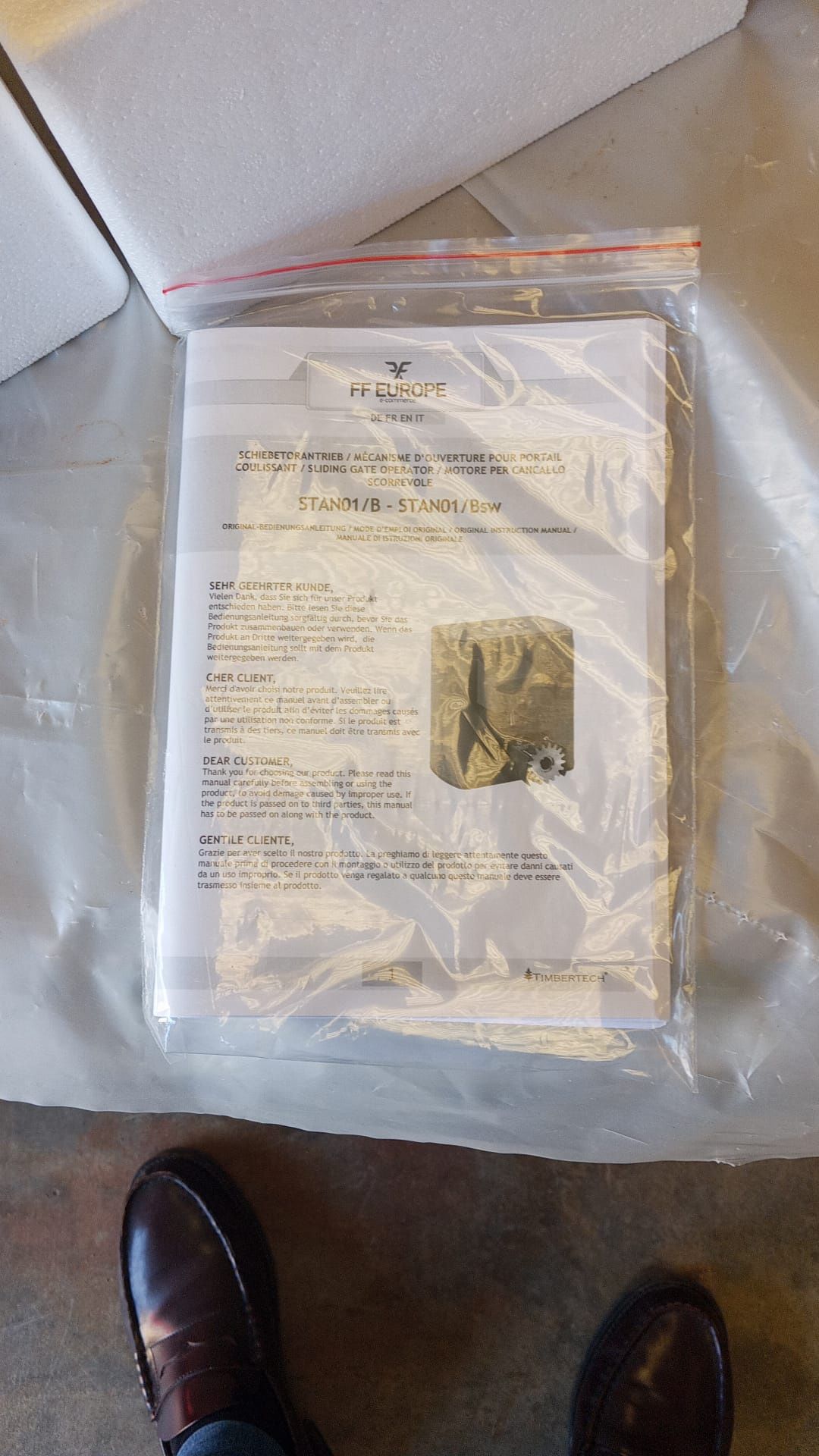 Motores FF EUROPE para portões. Com capacidade de 600kg. NOVOS