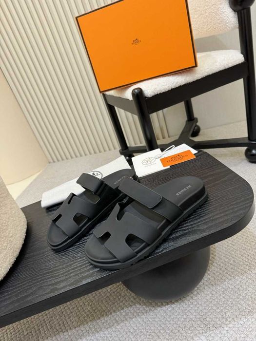 HERMES Chyre sandały luksusowa propozycja na lato buty