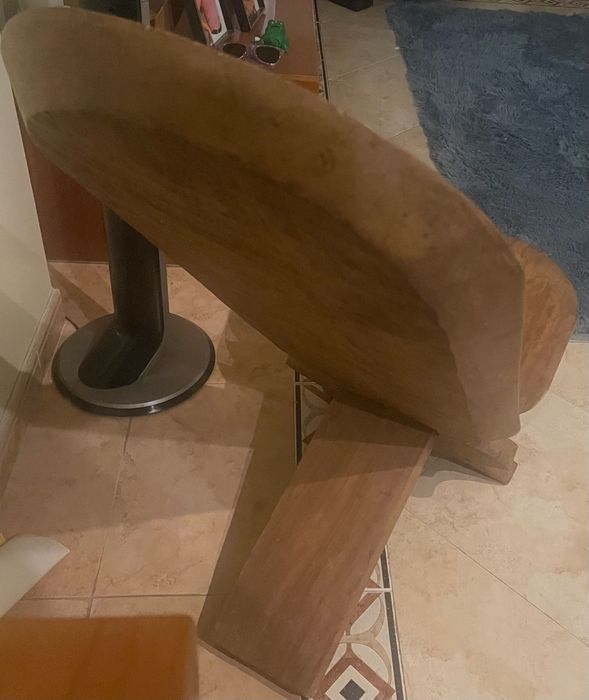 Banco de madeira maciça