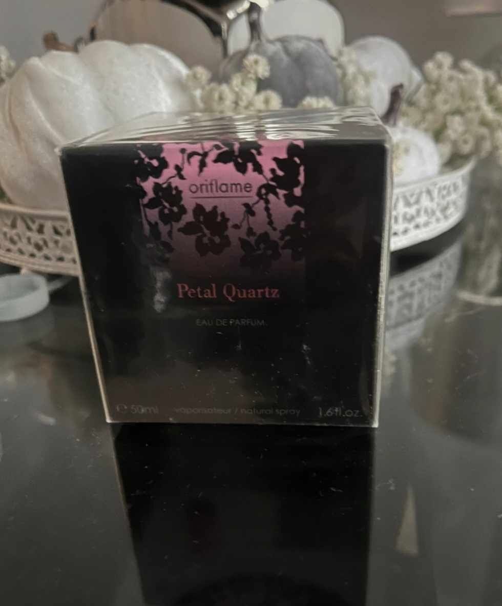 Woda perfumowana Petal Quartz oriflame unikat 50 ml