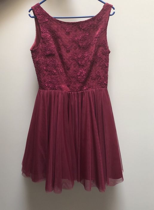 Bordowa sukienka manifesto tiul koronka