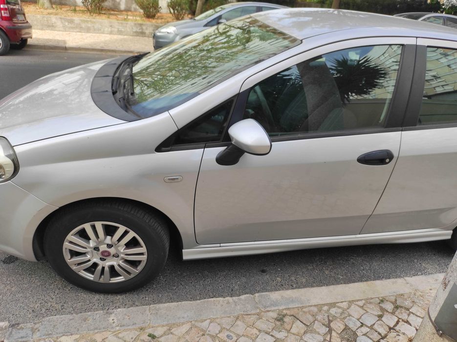 Punto, AC, 78 mil km, airbag, jantes especiais, leve mecânico