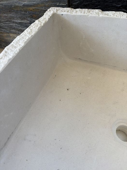 Pia pedra 55/45 polida
