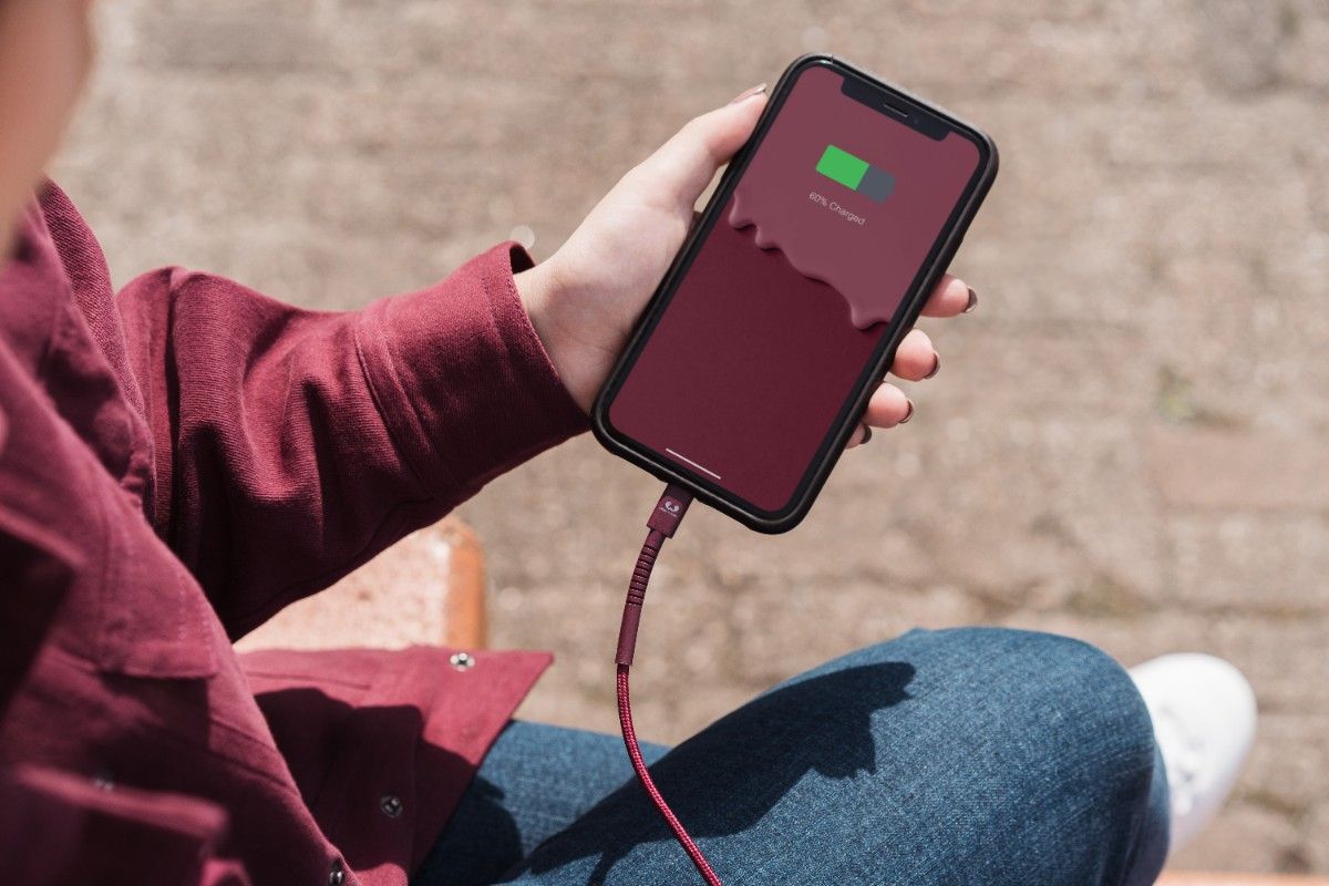 Fresh N Rebel kabel USB-C lightning 1,5 m Ruby Red, czerwony OUTLET