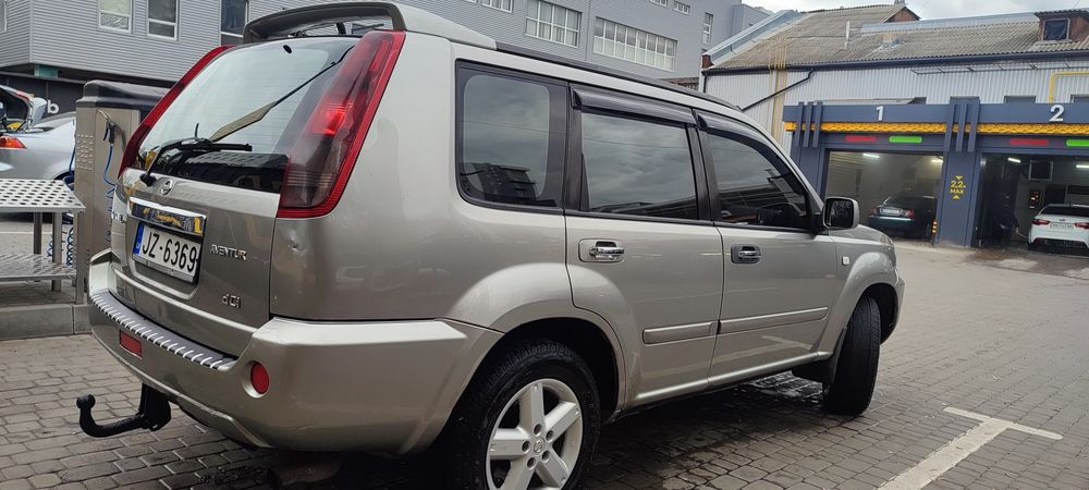 Нісан Х-треїл 2005р.