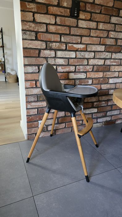 Krzesełko do karmienia KinderKraft Fini Black