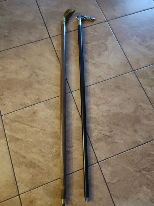 2 laski spacerowe czarna i brązowa