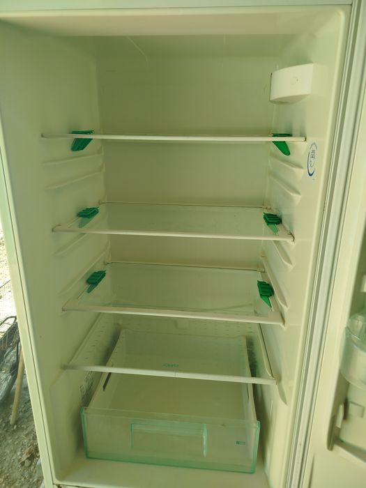 Продам холодильник Электролюкс