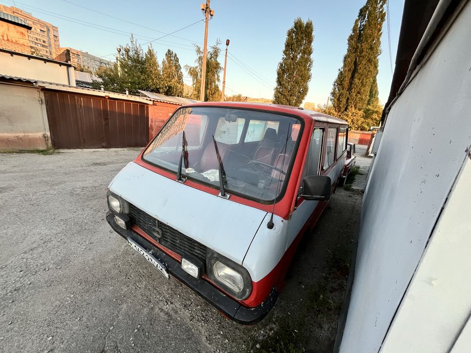 Продам автобус РАФ 2203