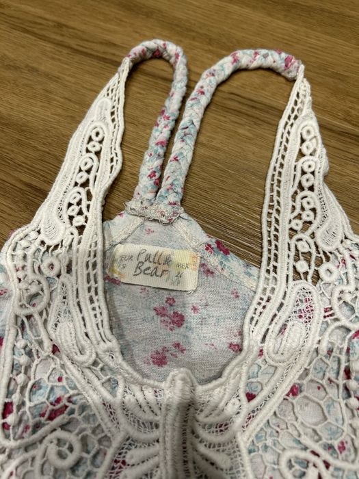 Bluzki damskie na lato w kwiaty