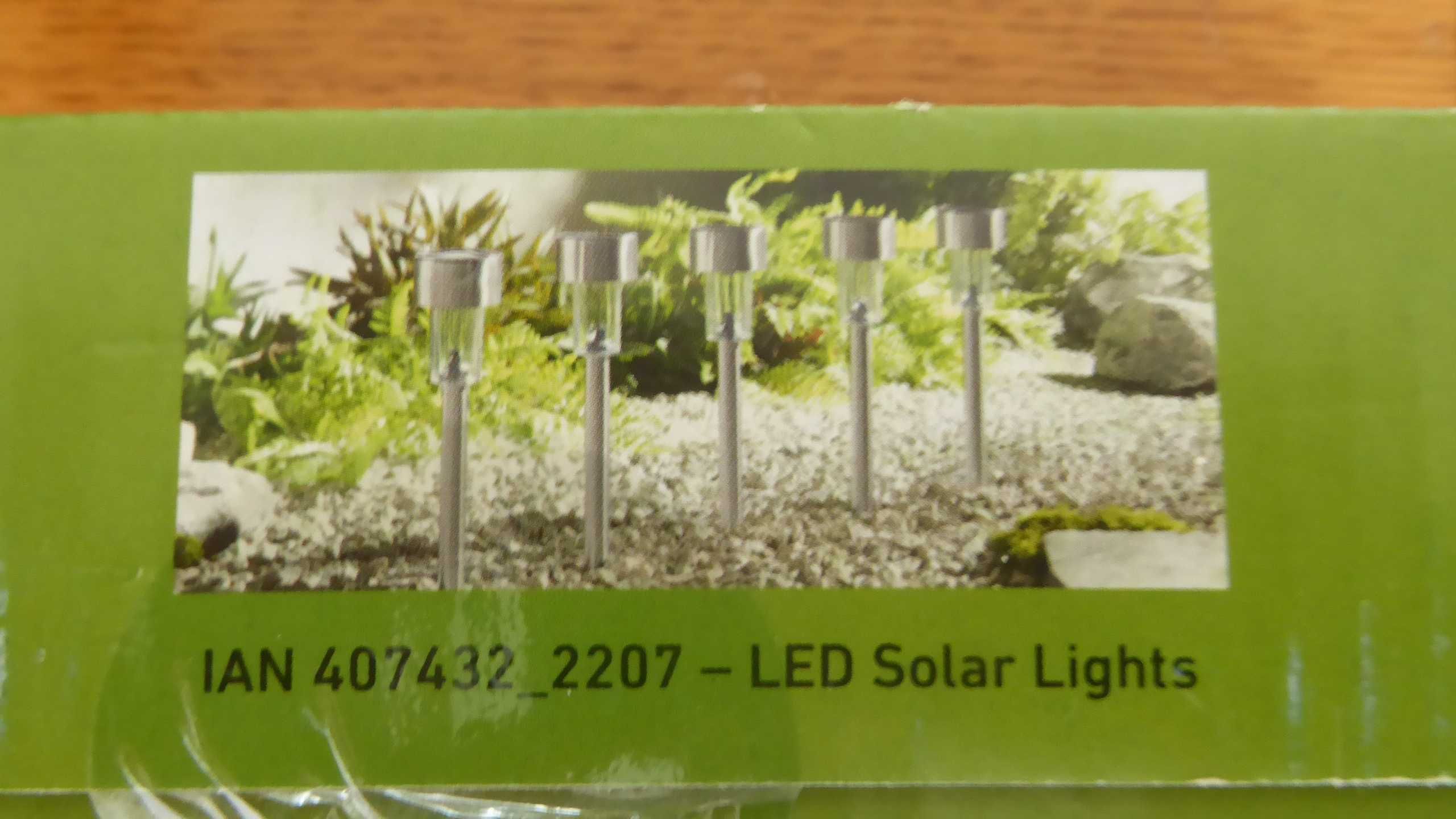 Nowy zestaw pięciu lampek solarnych LED, wysokości 36cm. LIVARNO.
