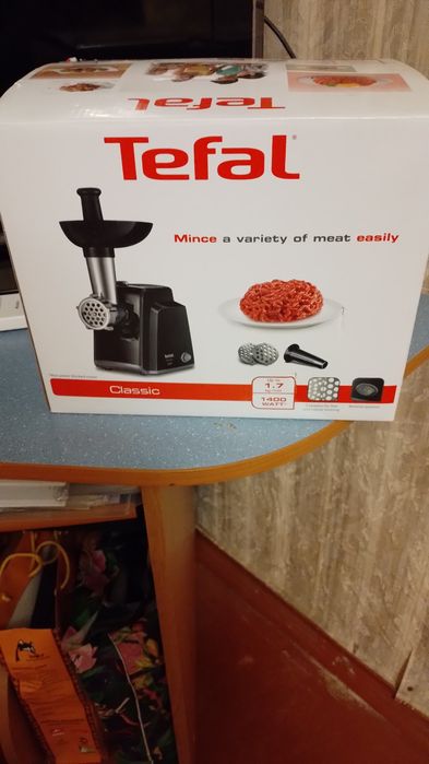 Продам новую электромясорубку ТЕФАЛЬ