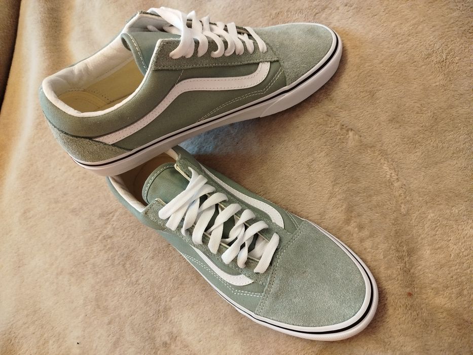 Жіночі кеди VANS-42розмір(27см)