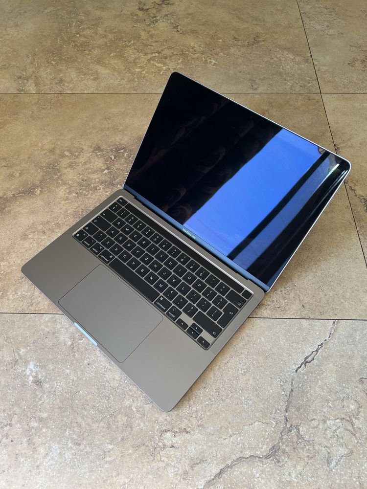 Nowy Apple Macbook pro 13 8gb 256gb A2338 Space Gray