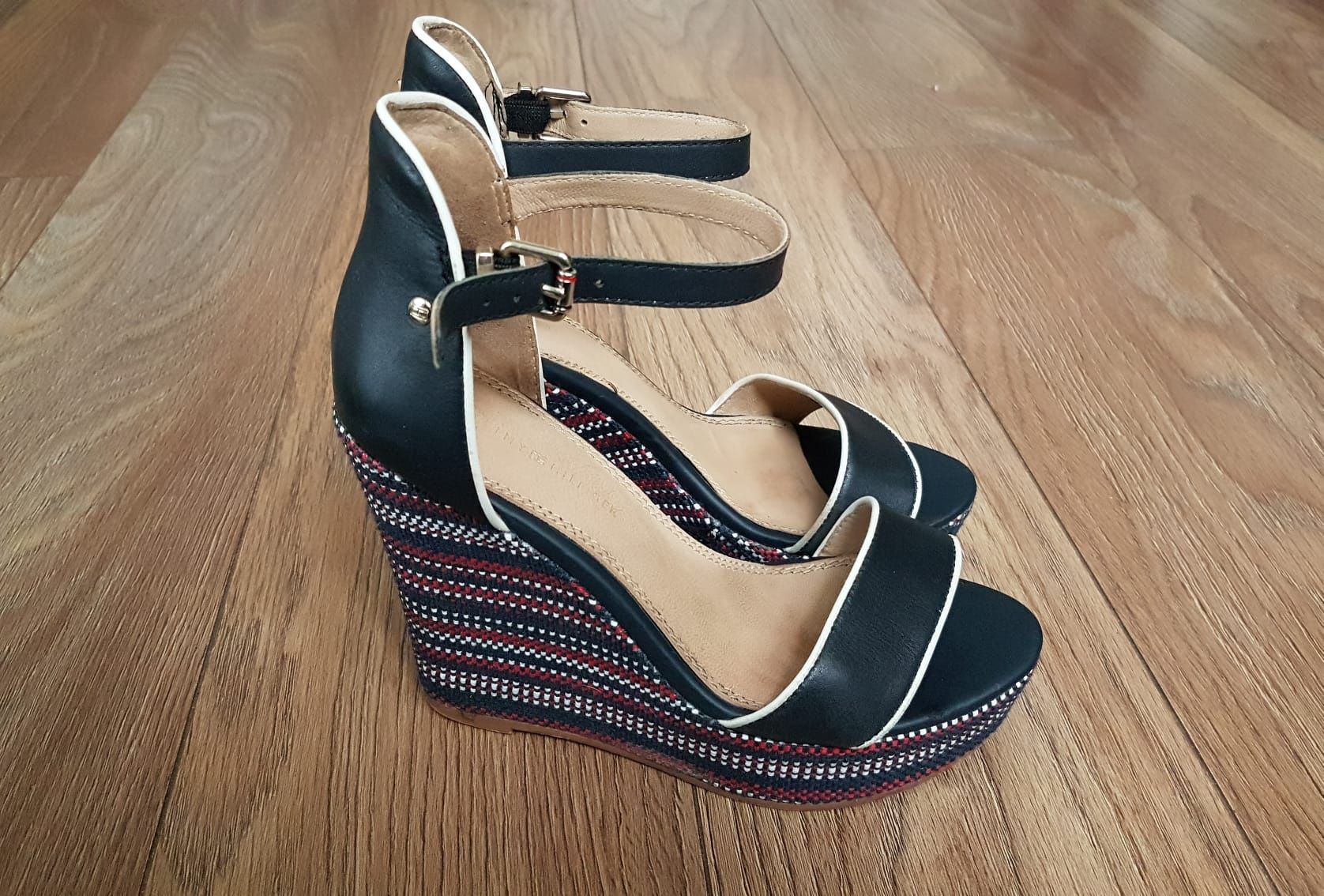 Buty Tommy Hilfiger Batrice rozmiar 37 okazja