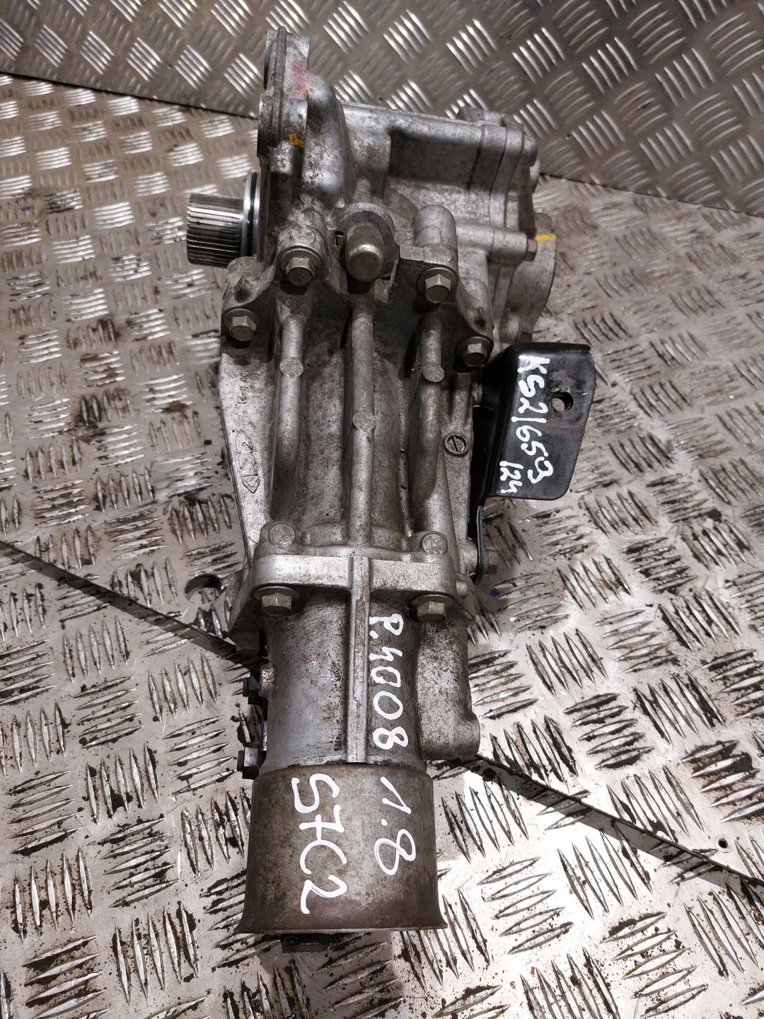 Reduktor Dyfer Peugeot 4008 1.8HDI 067038
