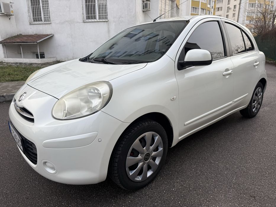 Продам Nissan Micra в хорошем состоянии.
